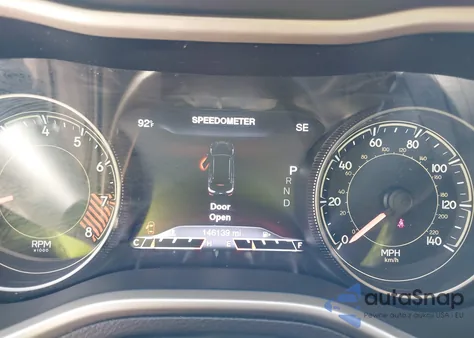 2014 Jeep Cherokee Trailhawk from USA, damaged, VIN 1C4PJMBSXEW212295